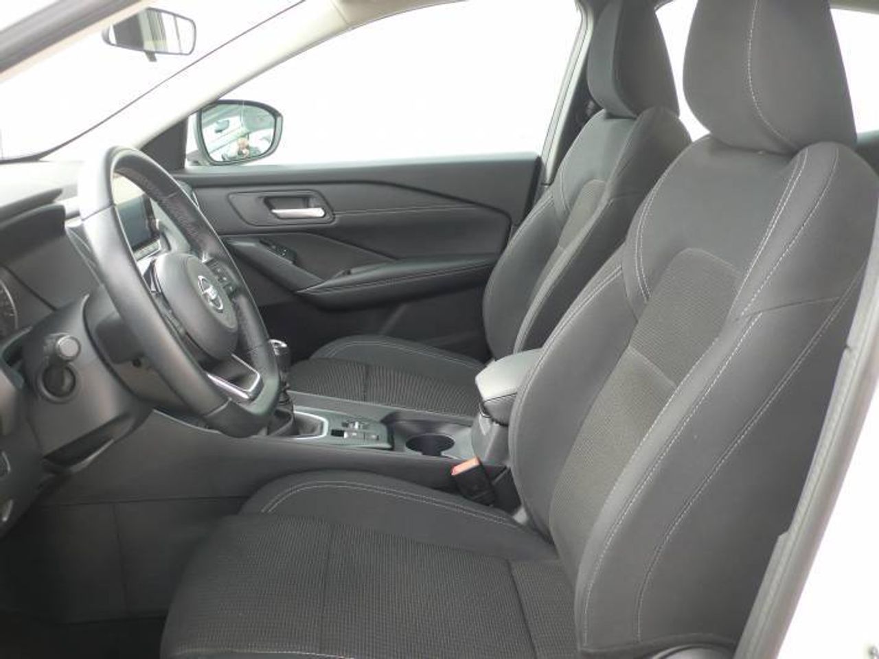 Nissan Qashqai DIG-T 103kW (140CV) mHEV 4x2 Acenta  - Foto 9