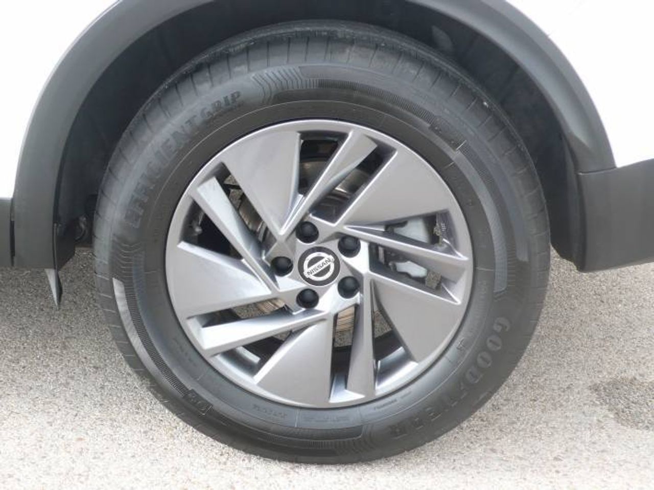 Nissan Qashqai DIG-T 103kW (140CV) mHEV 4x2 Acenta  - Foto 11