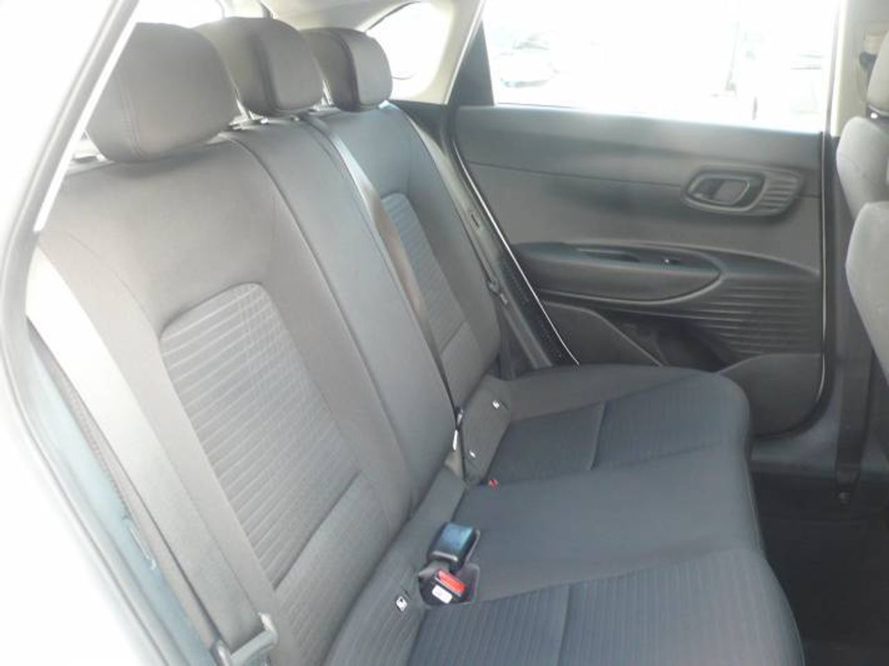 Hyundai i20 1.0TGDI 74KW 100CV 48V KLASS  - Foto 15