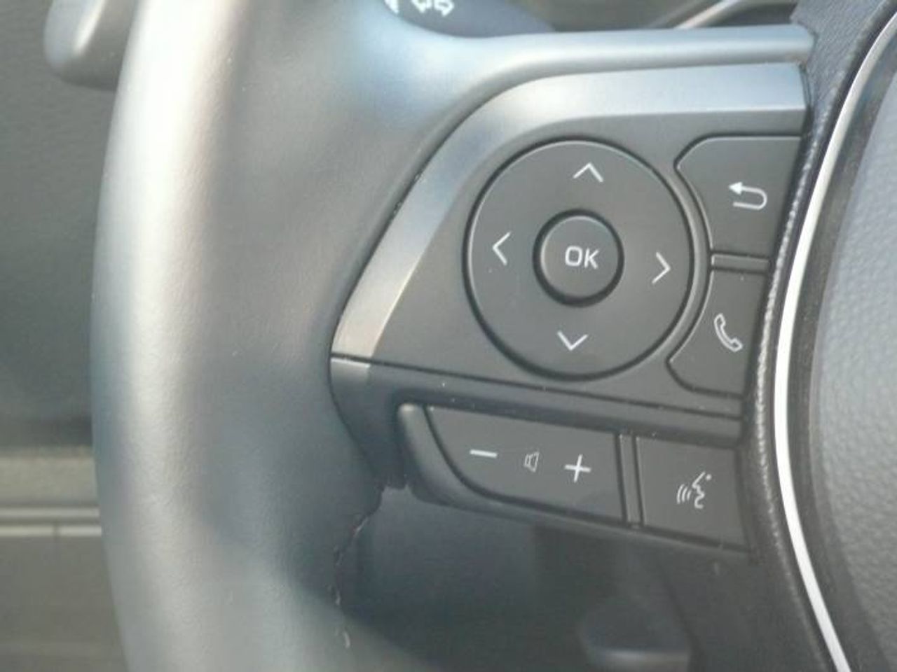 Toyota Corolla 1.8 125H ACTIVE E-CVT 5 P  - Foto 31