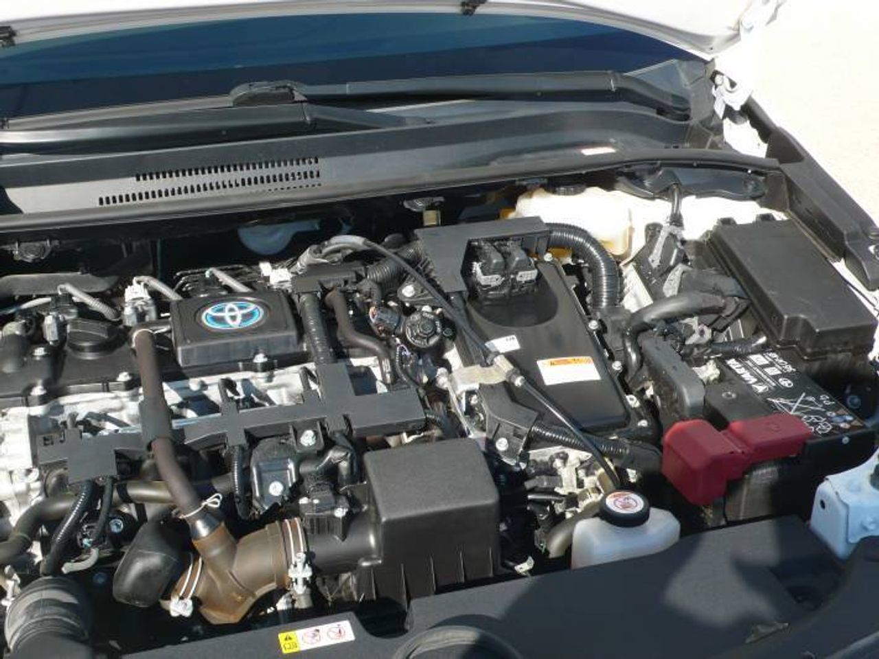 Toyota Corolla 1.8 125H ACTIVE E-CVT 5 P  - Foto 37