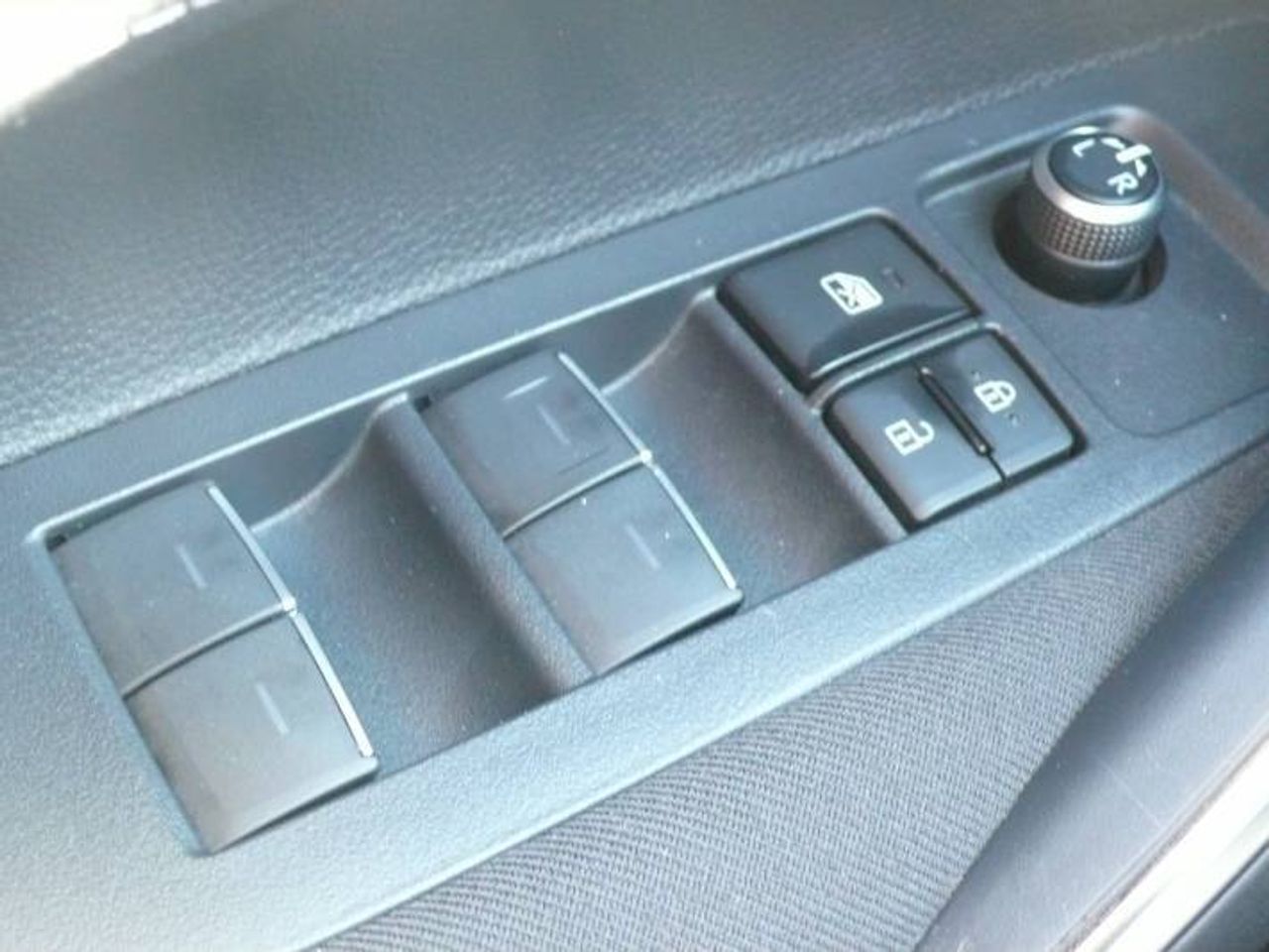 Toyota Corolla 1.8 125H ACTIVE E-CVT 5 P  - Foto 34