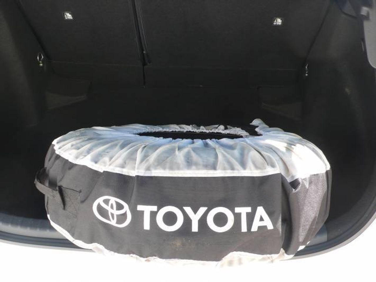 Toyota Corolla 1.8 125H ACTIVE E-CVT 5 P  - Foto 15