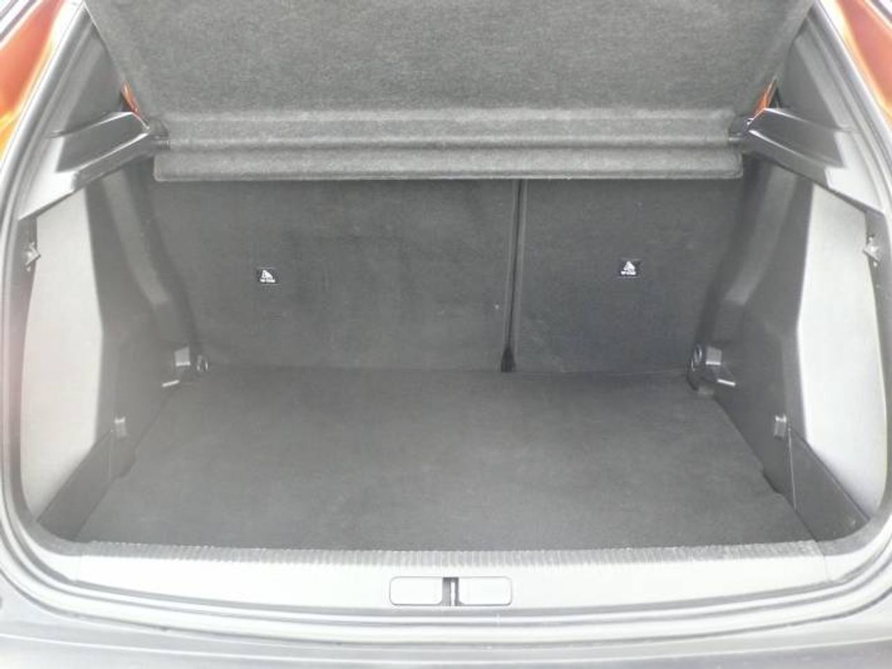 Peugeot 2008 1.2 Allure Pack 130 EAT8  - Foto 33