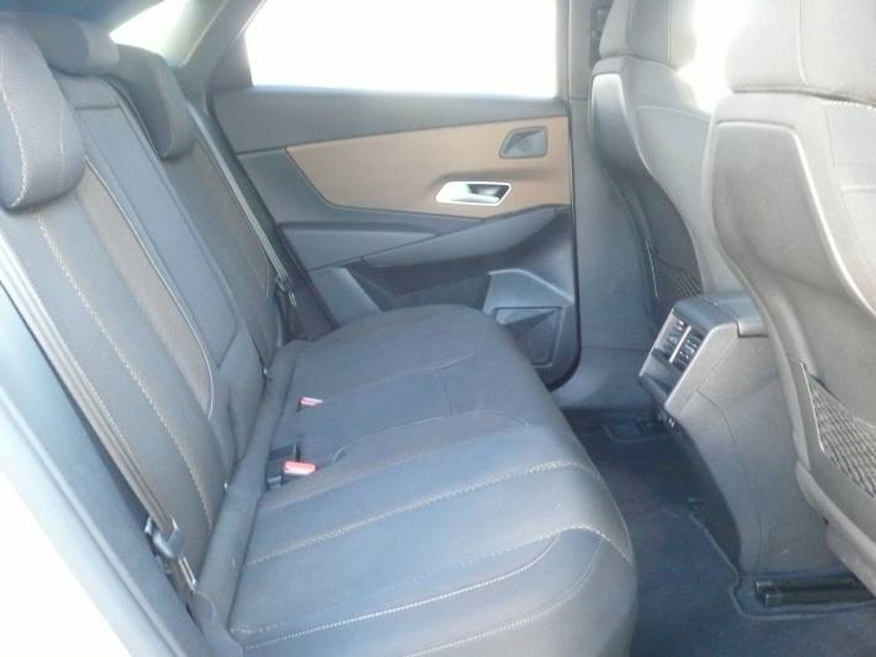 DS DS 7 1.6 E-Tense 225 Auto Bastille + 5 Puertas  - Foto 17