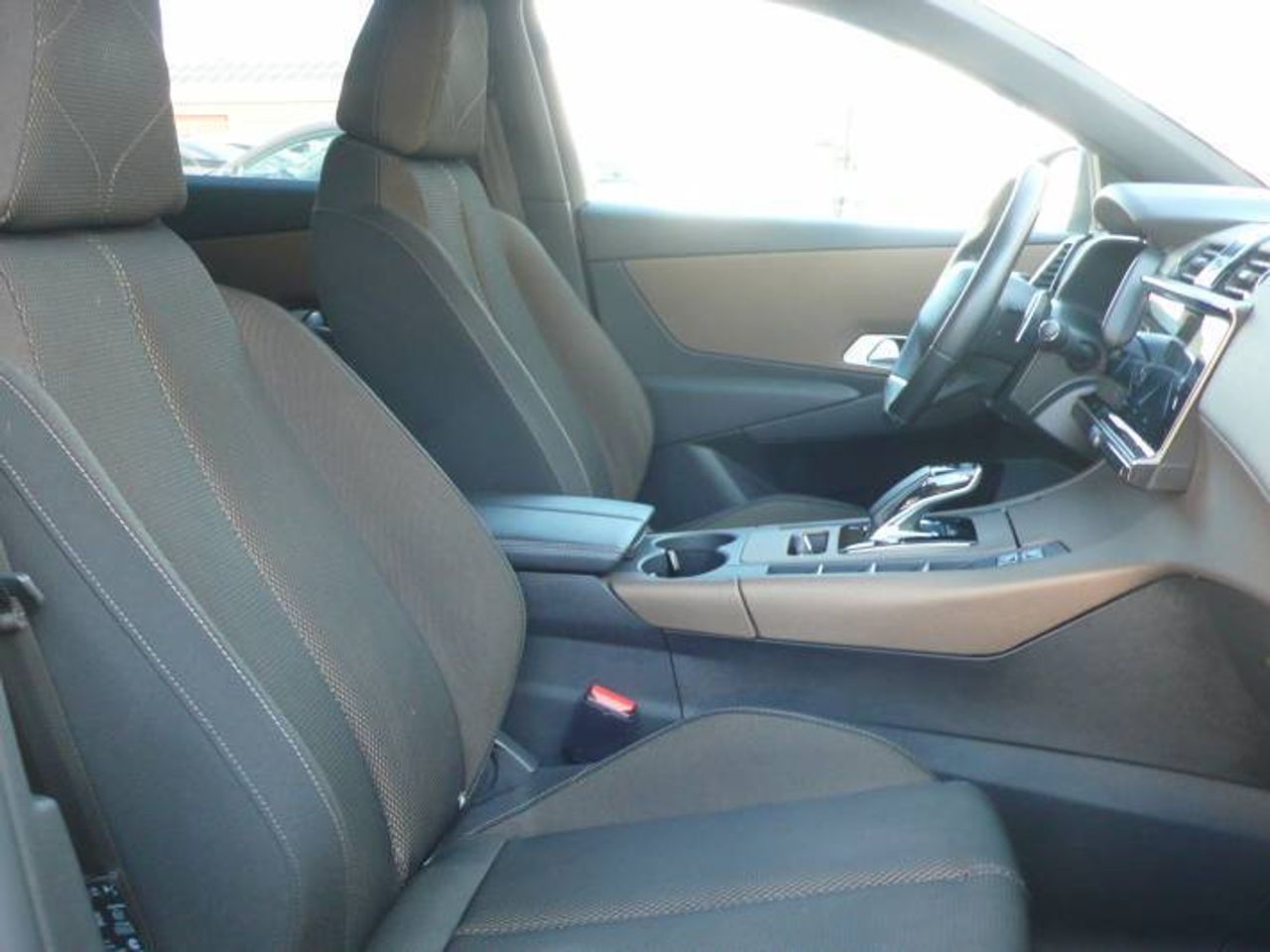 DS DS 7 1.6 E-Tense 225 Auto Bastille + 5 Puertas  - Foto 18