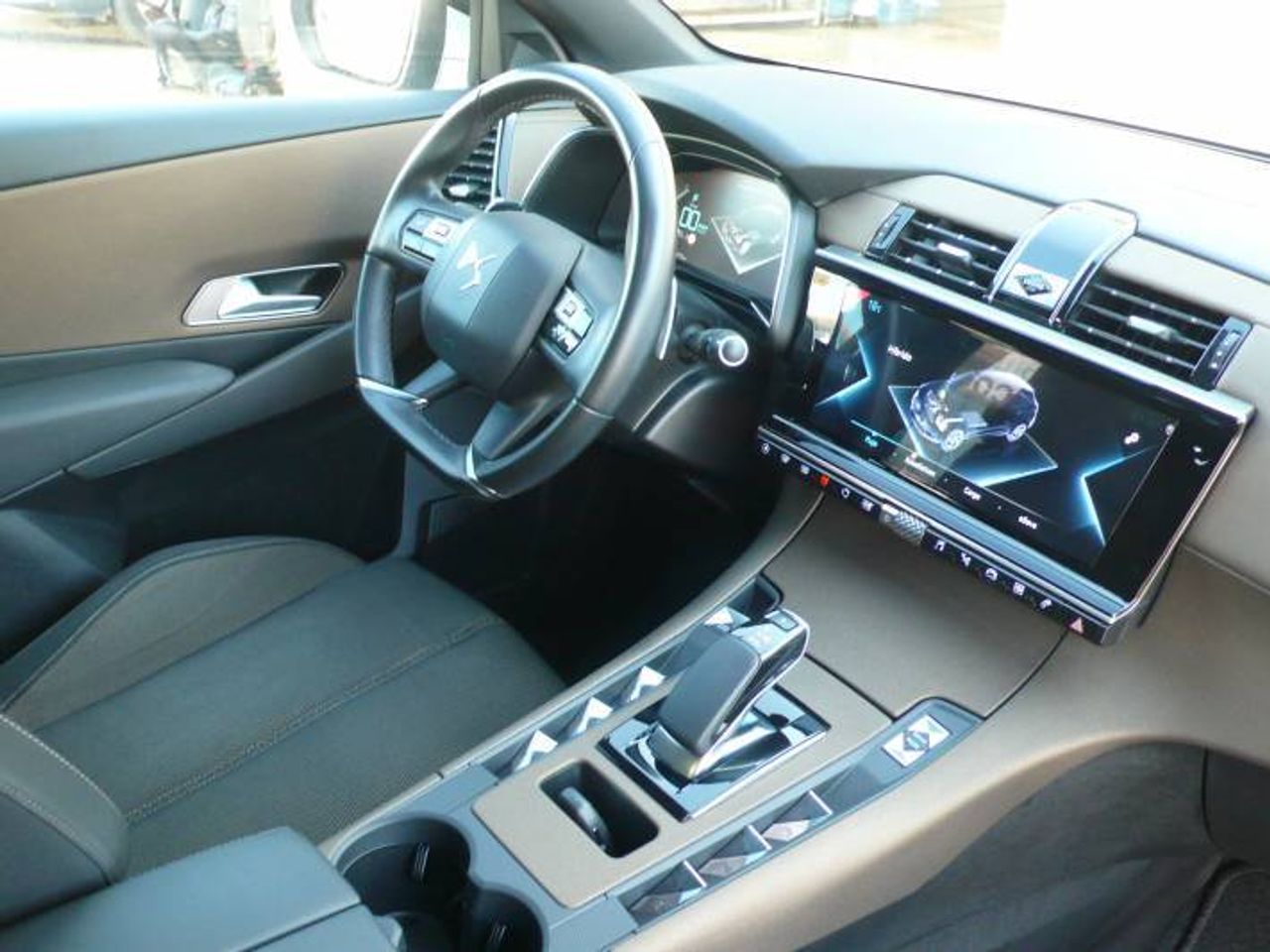 DS DS 7 1.6 E-Tense 225 Auto Bastille + 5 Puertas  - Foto 19