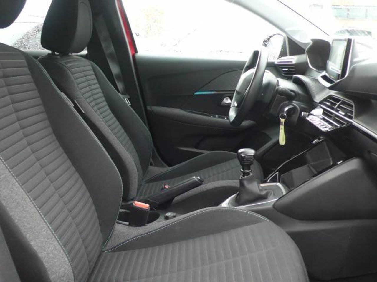 Peugeot 208 208 5P Style Puretech 100 S&S 6 Vel. MAN  - Foto 16