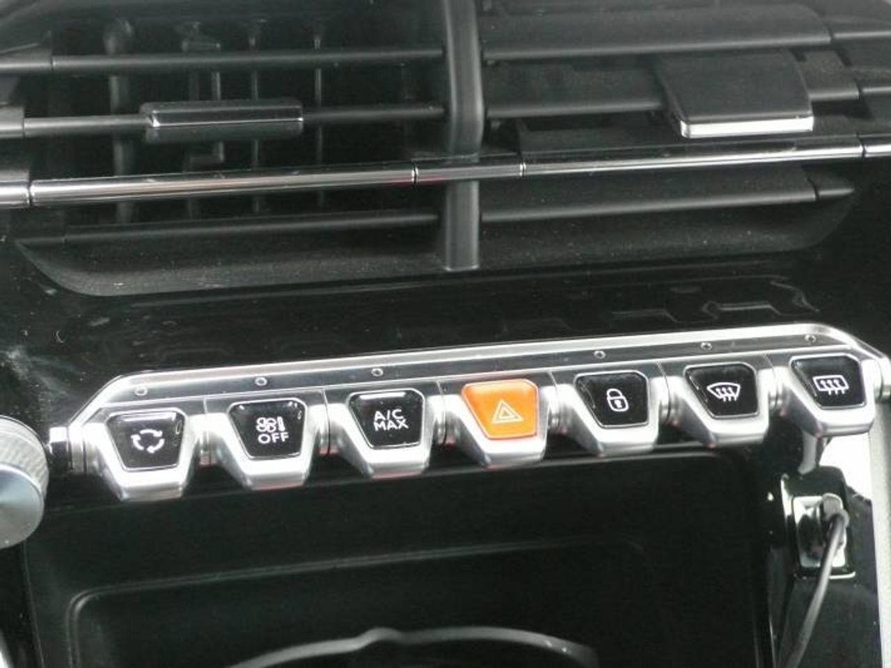 Peugeot 208 208 5P Style Puretech 100 S&S 6 Vel. MAN  - Foto 25