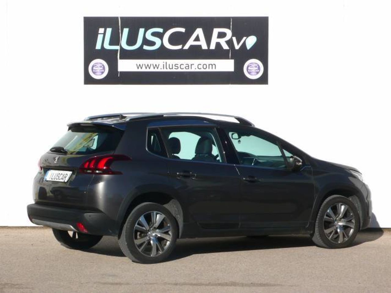 Peugeot 2008 1.2 PureTech S&S ALLURE EAT6 110CV  - Foto 4