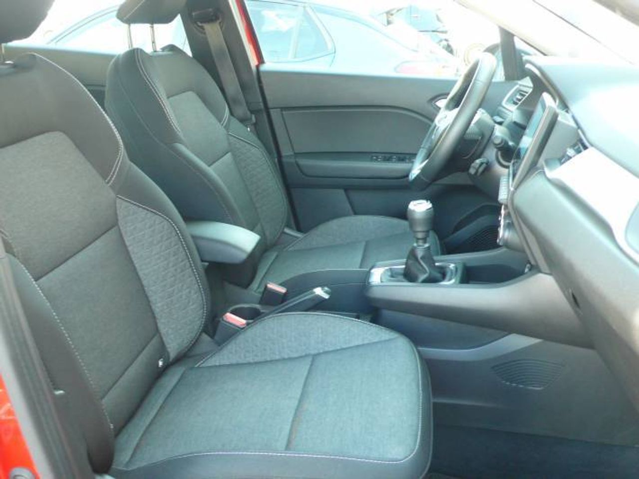 Renault Captur TCe Intens 140CV GPF MICRO HIBRIDO  - Foto 14