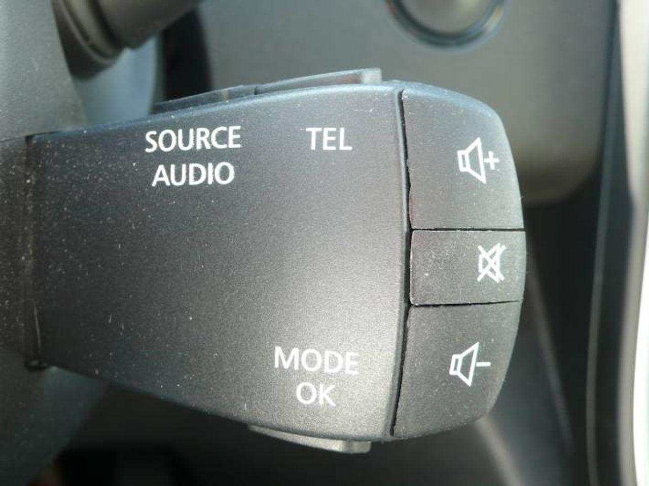 Renault Grand Scénic 103 kW (140CV) EDCLimited TCe GPF MY21  - Foto 26