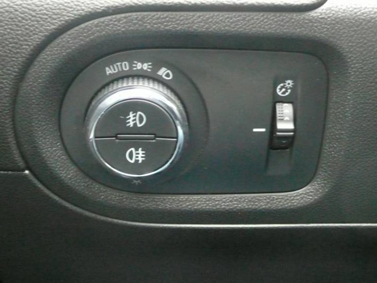 Opel Grandland X Plug-in-Hybrid Ultimate 1.6  AT8  - Foto 35