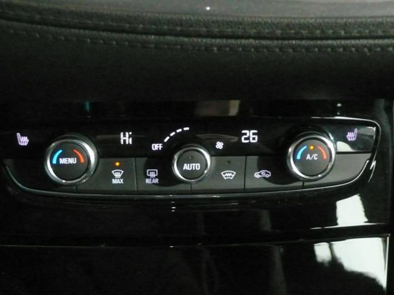 Opel Grandland X Plug-in-Hybrid Ultimate 1.6  AT8  - Foto 26