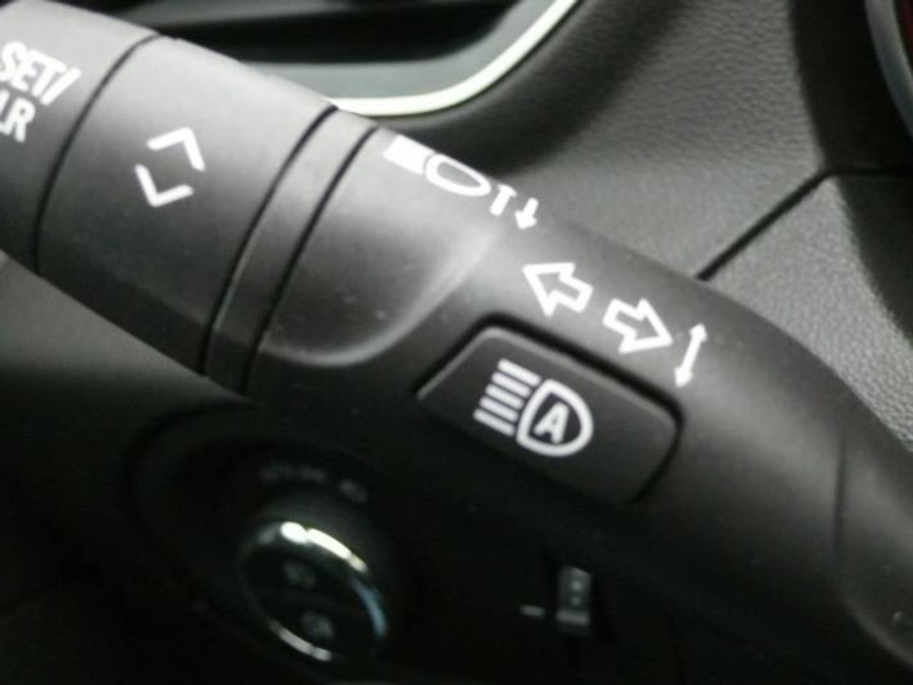 Opel Grandland X Plug-in-Hybrid Ultimate 1.6  AT8  - Foto 33