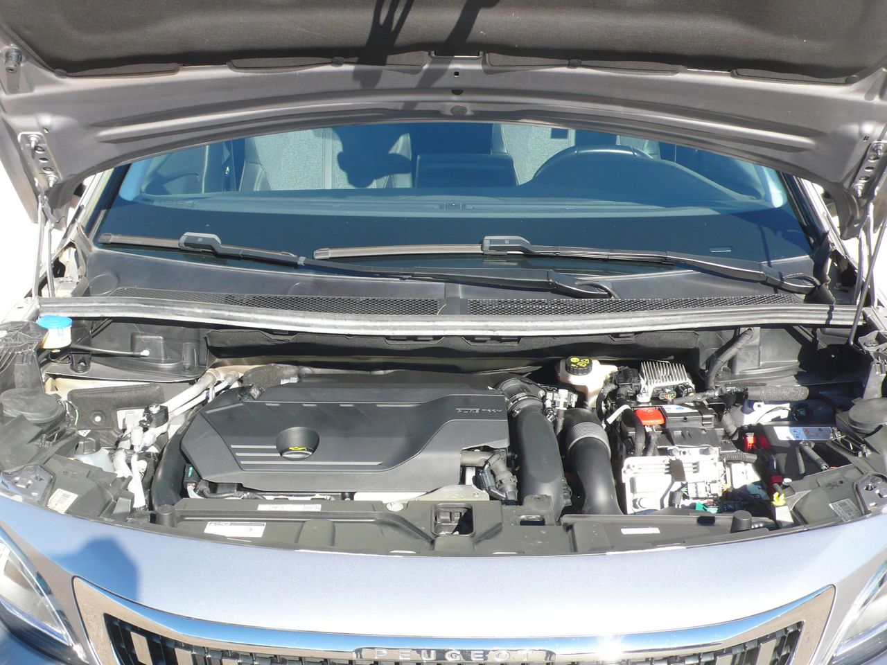 Peugeot 3008 Hybrid 1.6 HYBRID 225 Allure Aut. - Foto 42