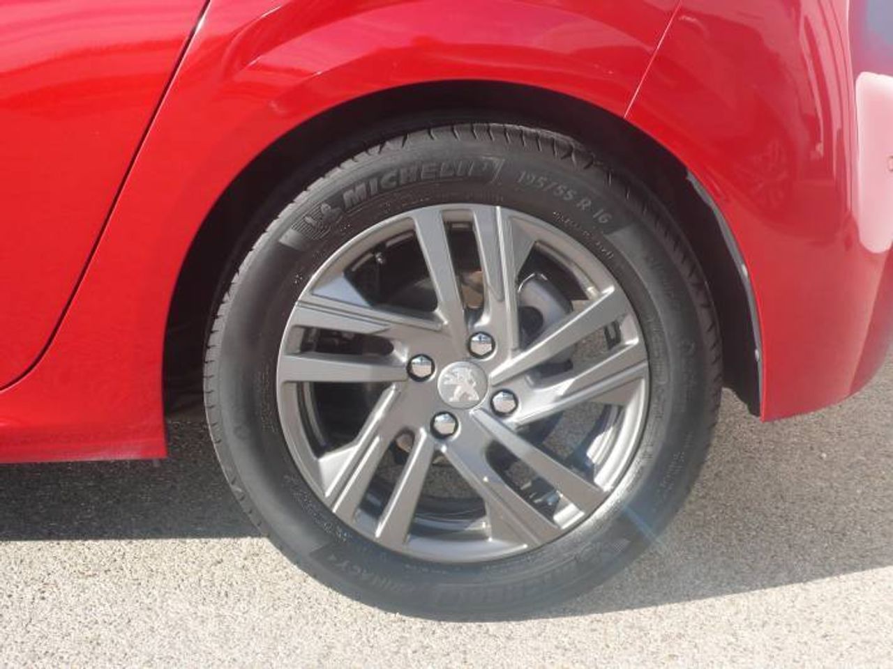 Peugeot 208 N208 5P Active Pack PureTech 100 S&S 6 Vel MAN  - Foto 11