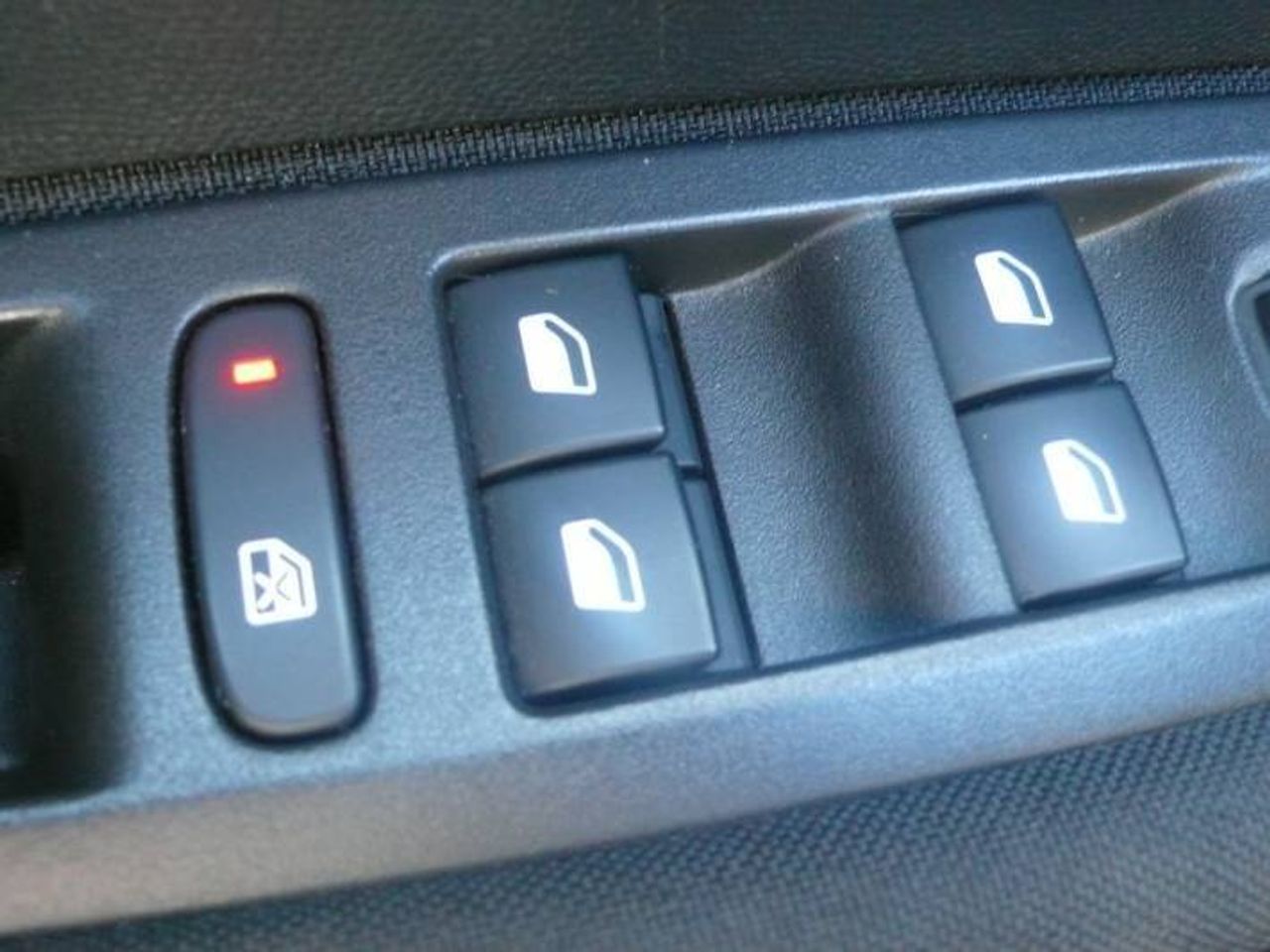 Peugeot 208 N208 5P Active Pack PureTech 100 S&S 6 Vel MAN  - Foto 31