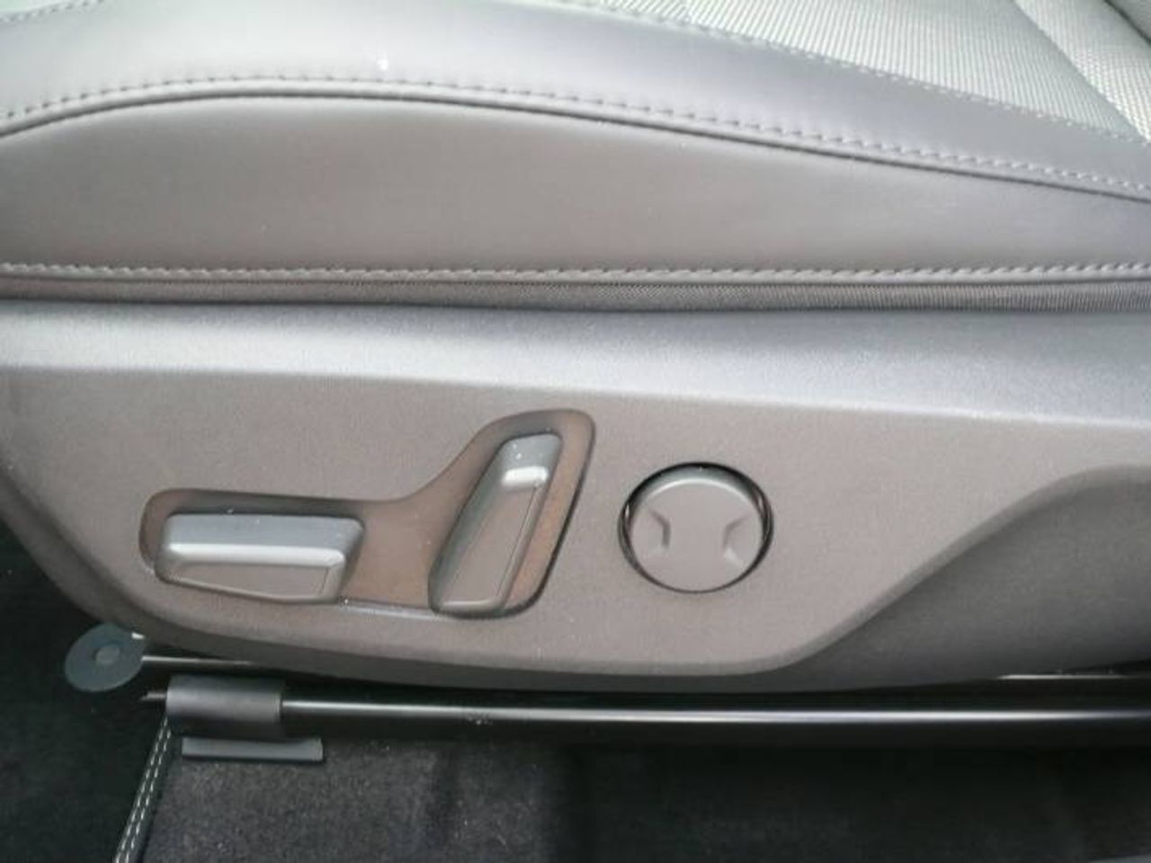 Kia Niro 1.6GDI HEV 141 CV DRIVE  - Foto 10