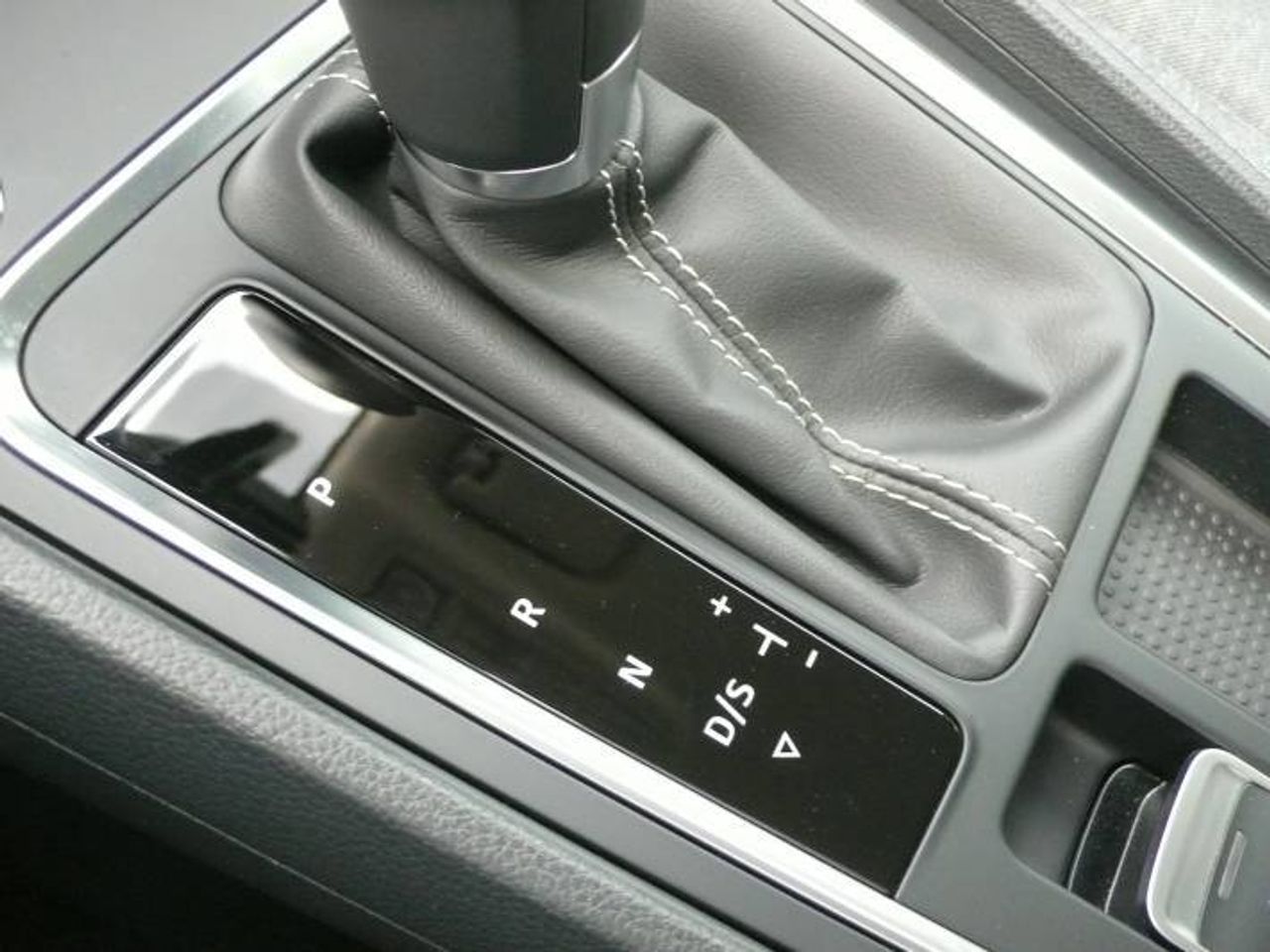 Seat Ateca ATECA STYLE 1.5 TSI 150CV AT7 E6d  - Foto 30