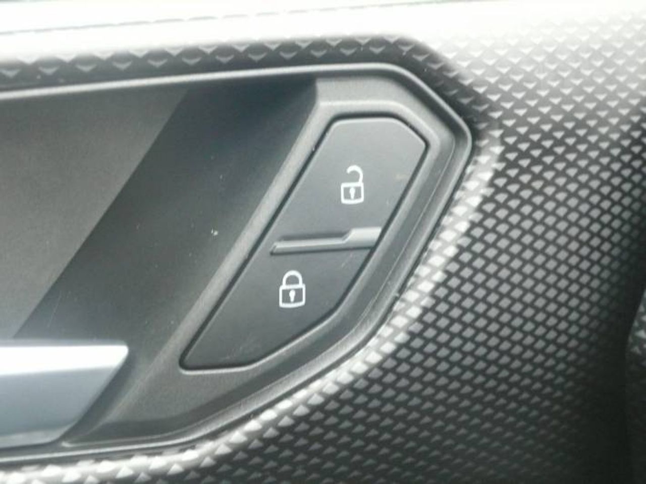 Volkswagen T-Cross Advance 1.0 TSI 115CV AT7 E6dT  - Foto 31