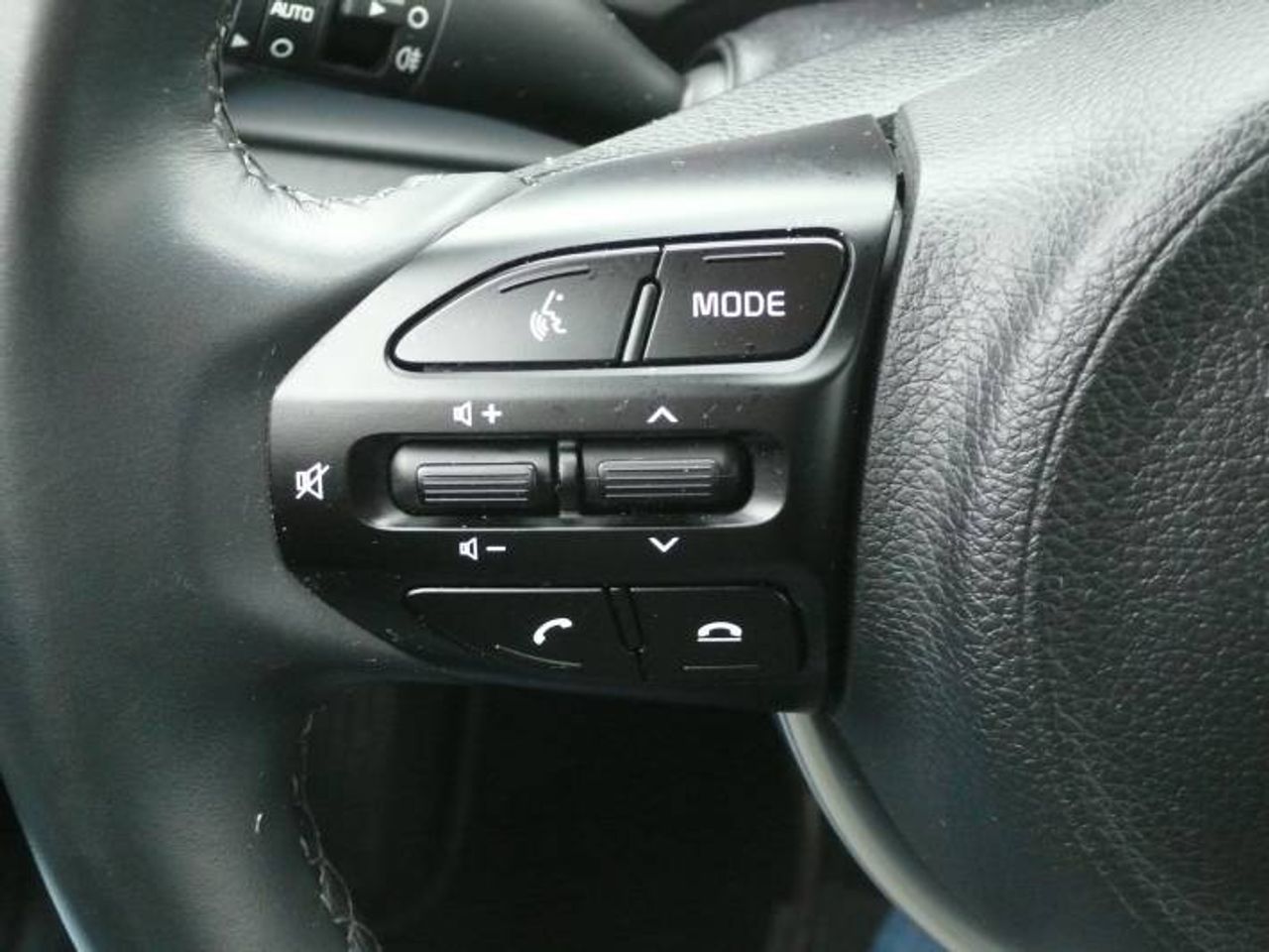 Kia Stonic 1.0 T-GDi 88kW (120CV) MHEV Drive DCT  - Foto 33