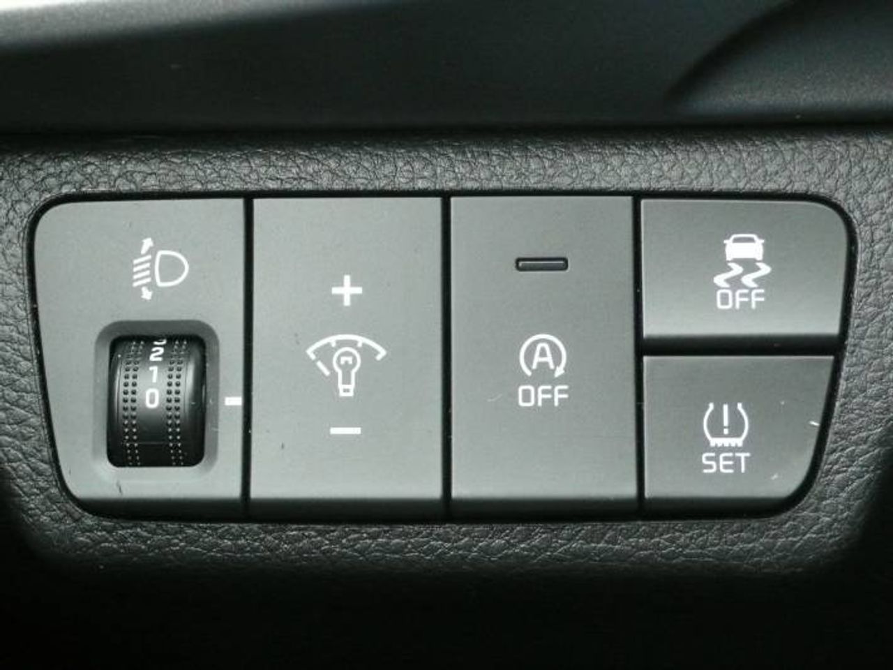 Kia Stonic 1.0 T-GDi 88kW (120CV) MHEV Drive DCT  - Foto 34