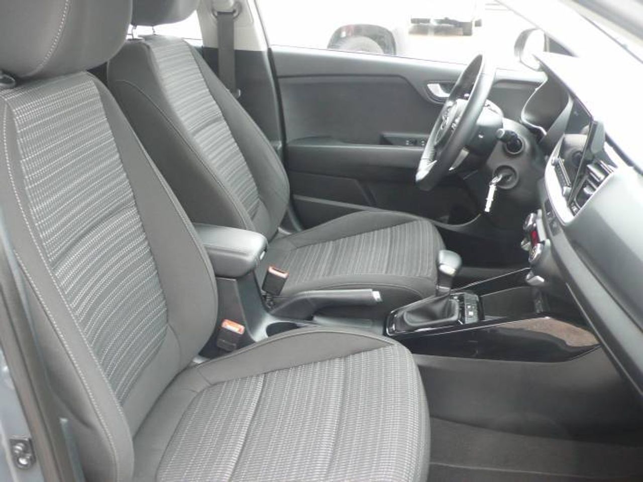 Kia Stonic 1.0 T-GDi 88kW (120CV) MHEV Drive DCT  - Foto 16