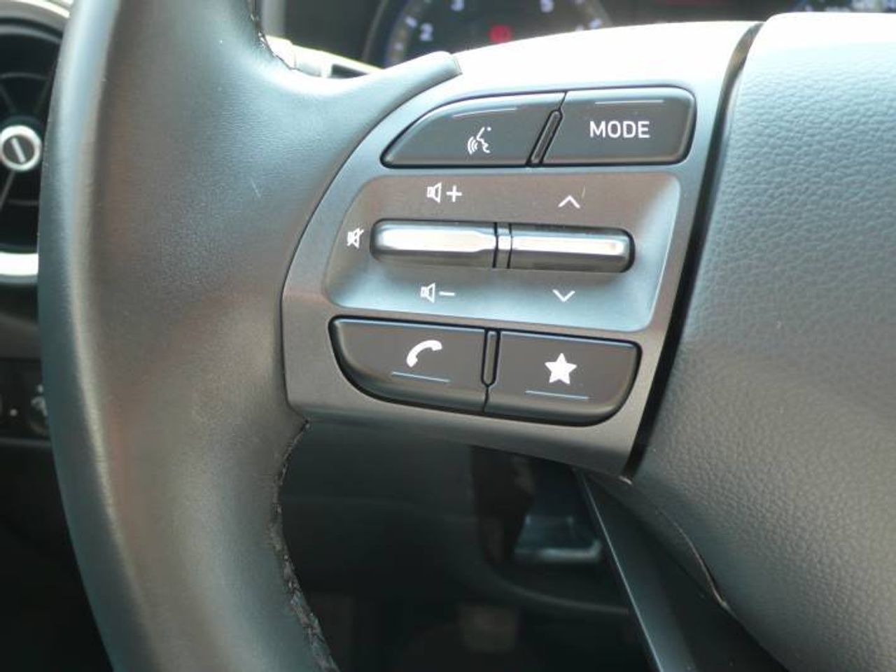 Hyundai Kona 1.0 TGDI 48V Klass 4X2  - Foto 35