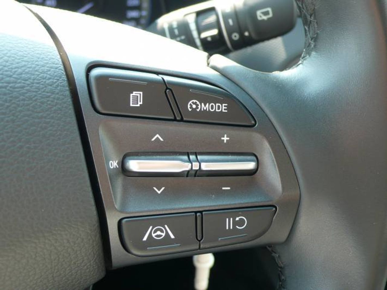 Hyundai Kona 1.0 TGDI 48V Klass 4X2  - Foto 30