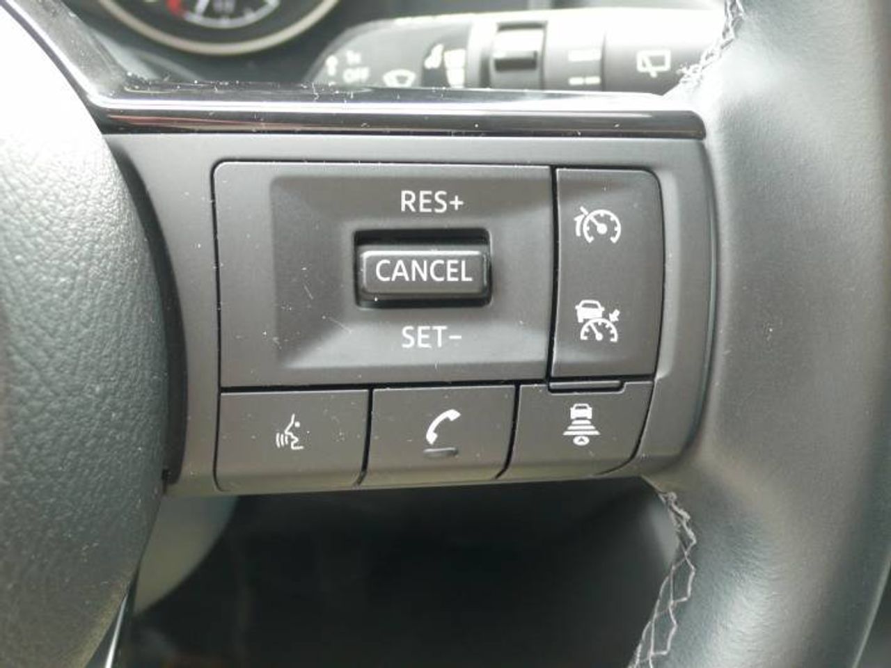 Nissan Qashqai DIG-T 103kW (140CV) mHEV 4x2 Acenta  - Foto 30