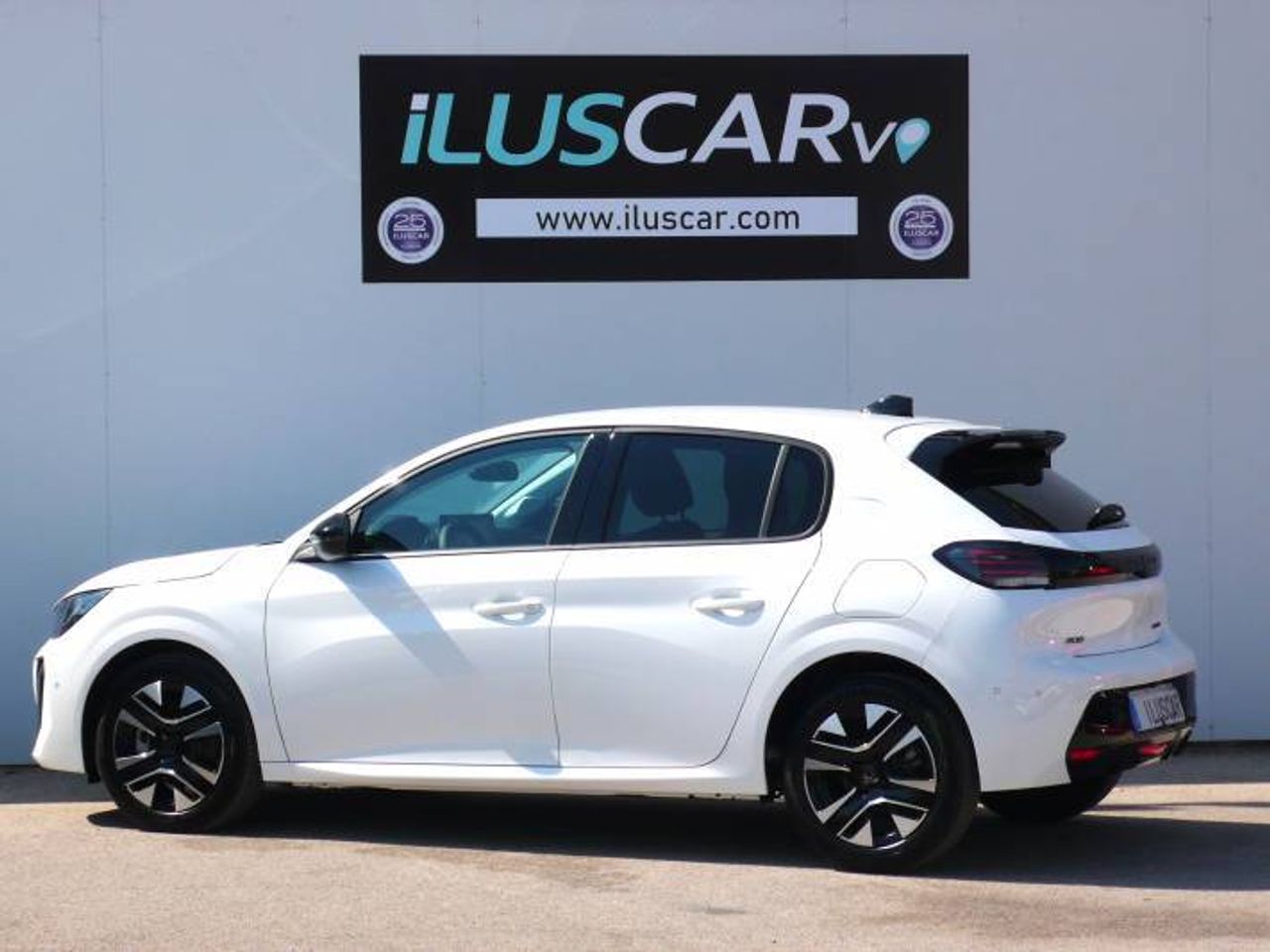 Peugeot 208 N208 5P Allure HYBRID 100 eDCS6  - Foto 6