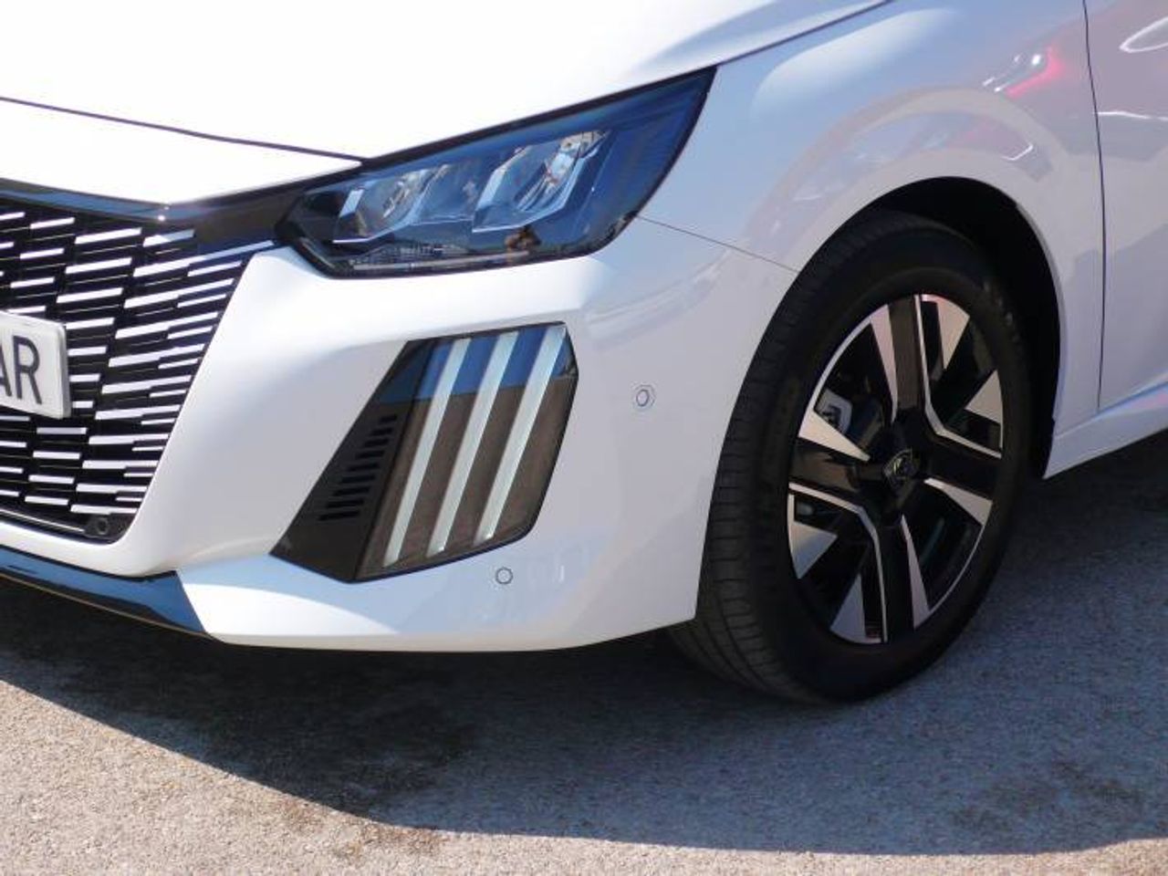 Peugeot 208 N208 5P Allure HYBRID 100 eDCS6  - Foto 37