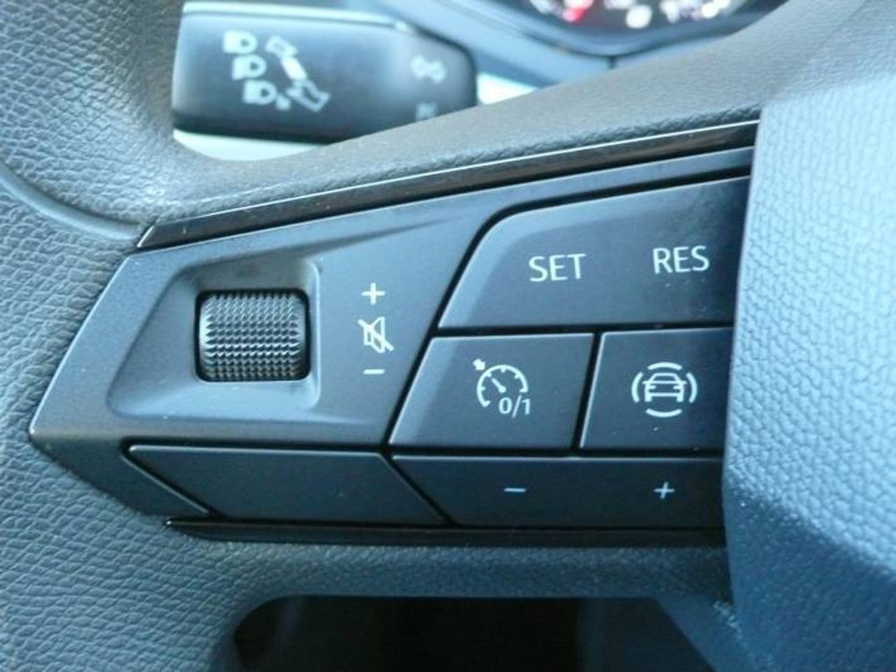 Seat Ibiza 1.0 MPI 59kW (80CV) Reference Plus  - Foto 24