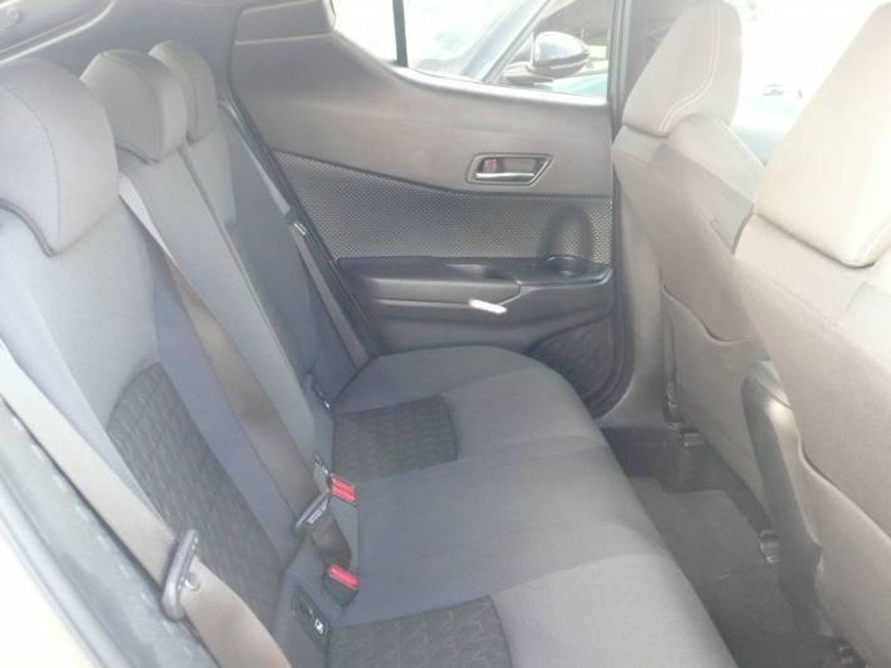 Toyota C-HR 125H Advance  - Foto 15