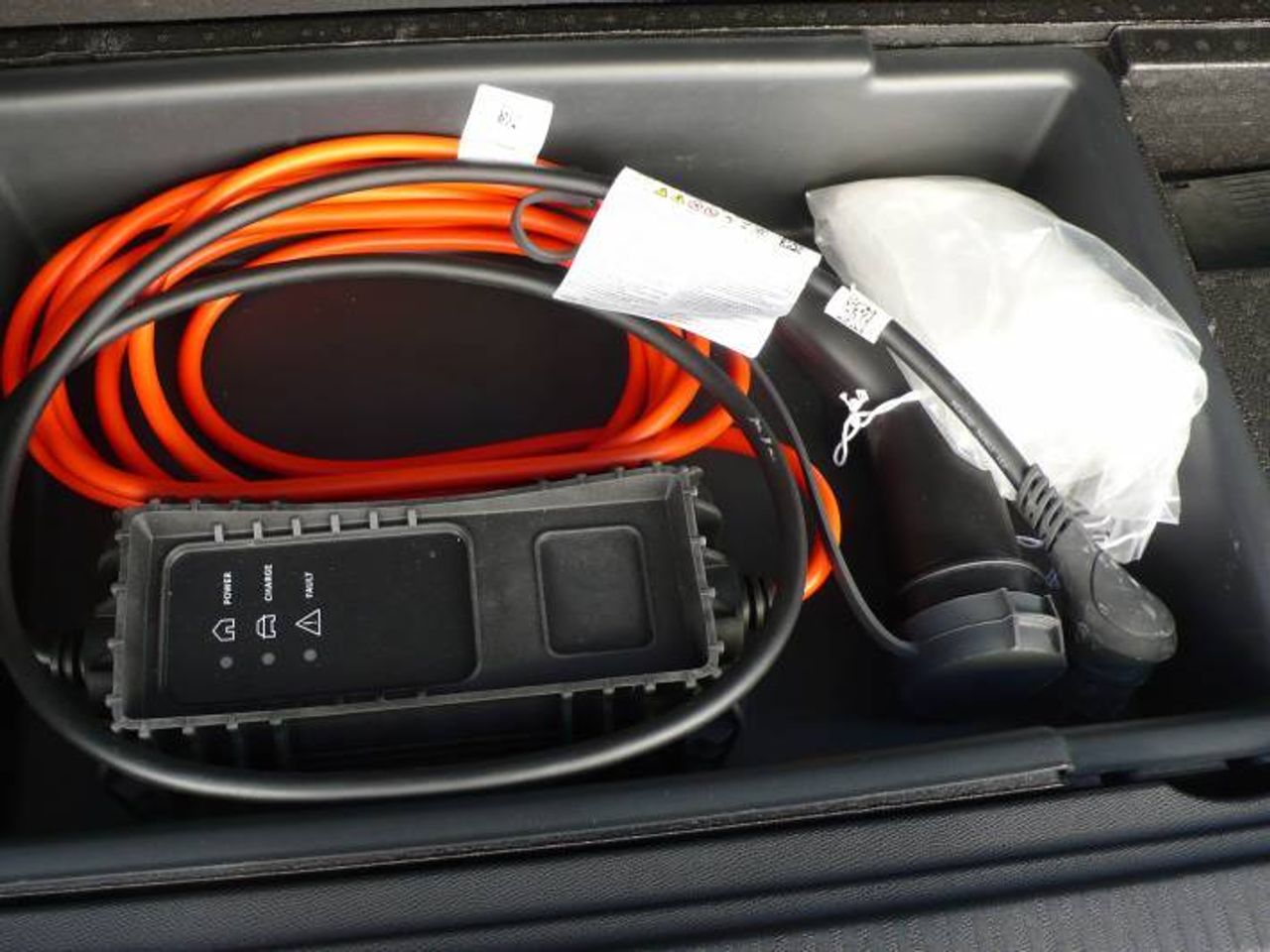 Peugeot 3008 Hybrid 1.6 HYBRID 225 Allure Aut.  - Foto 15