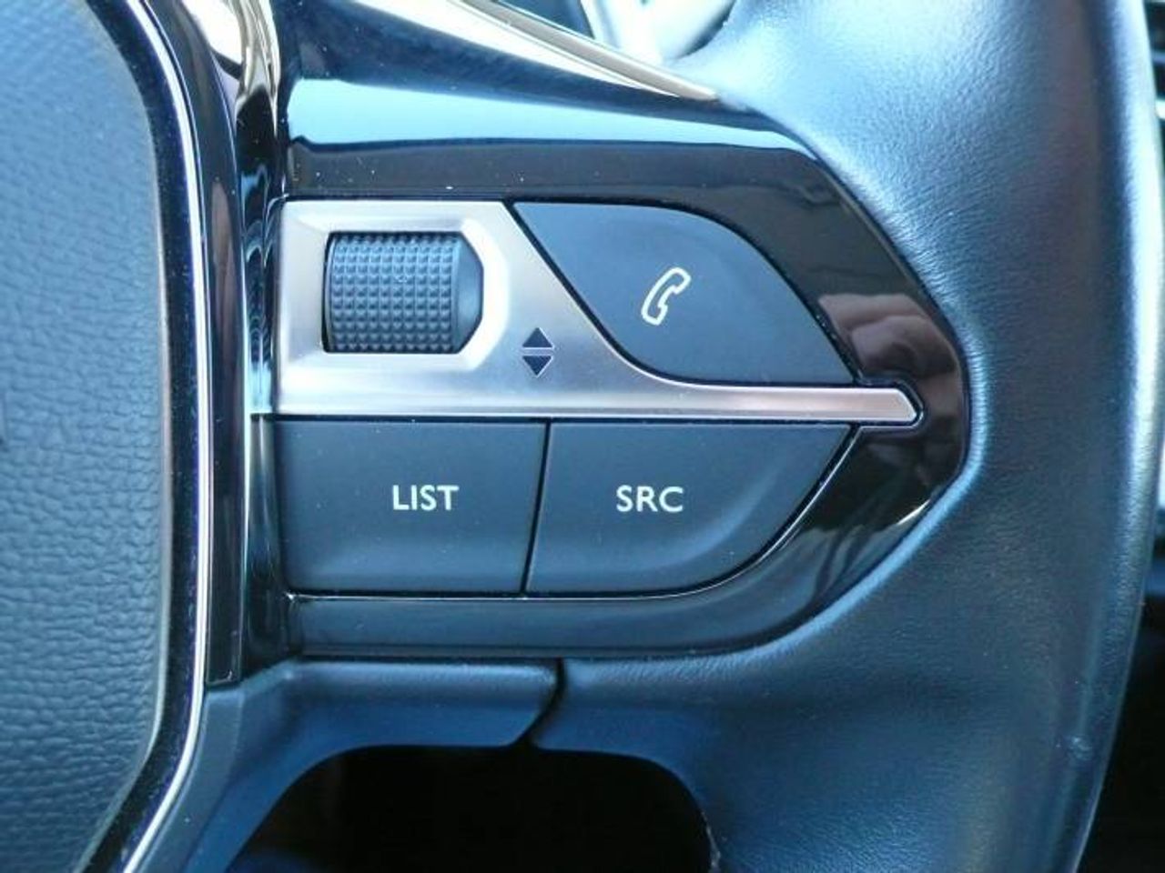 Peugeot 3008 Hybrid 1.6 HYBRID 225 Allure Aut.  - Foto 31