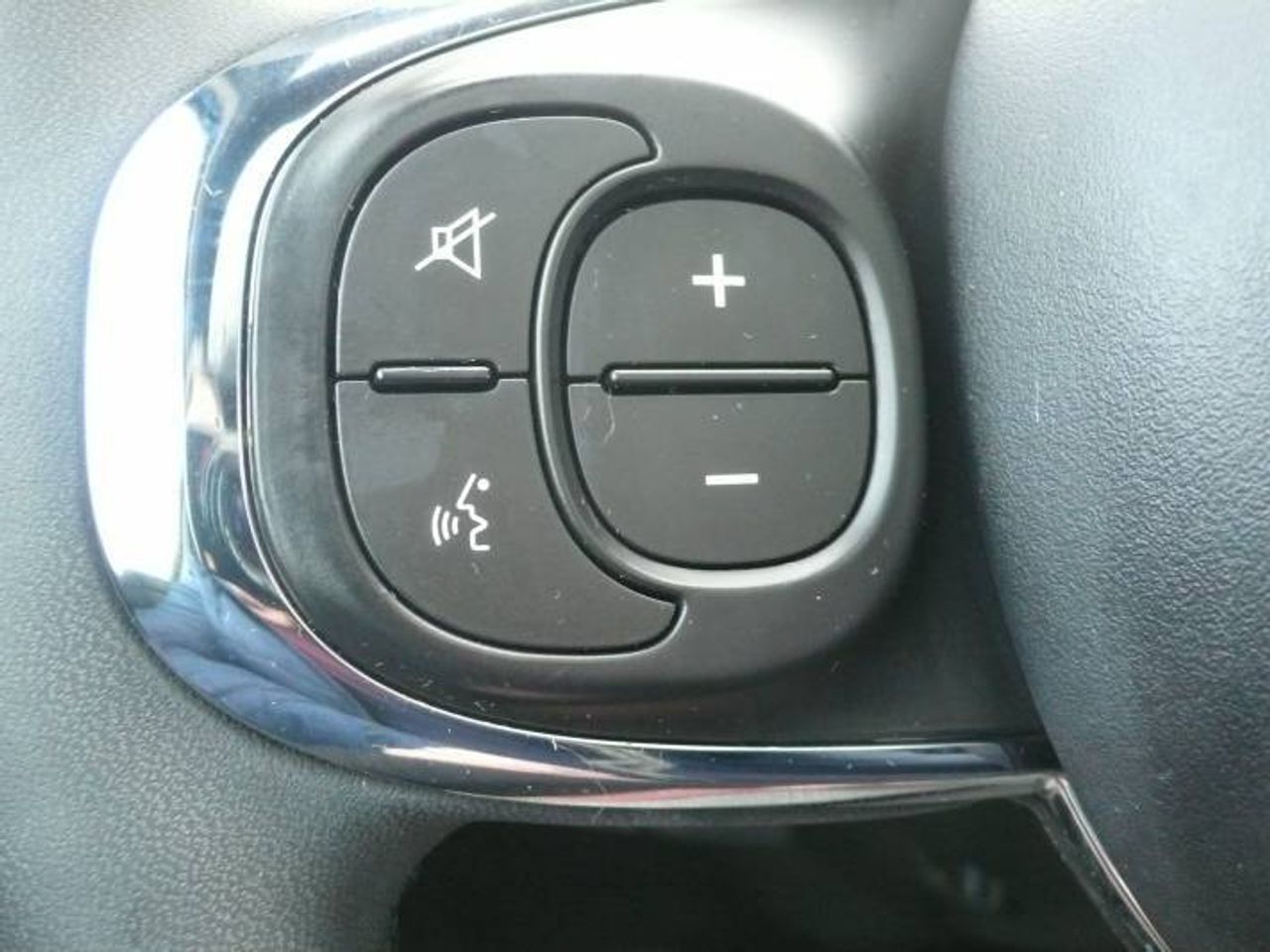 Fiat 500 Dolcevita 1.0 Hybrid 51KW (70 CV) 3 Puerta  - Foto 37