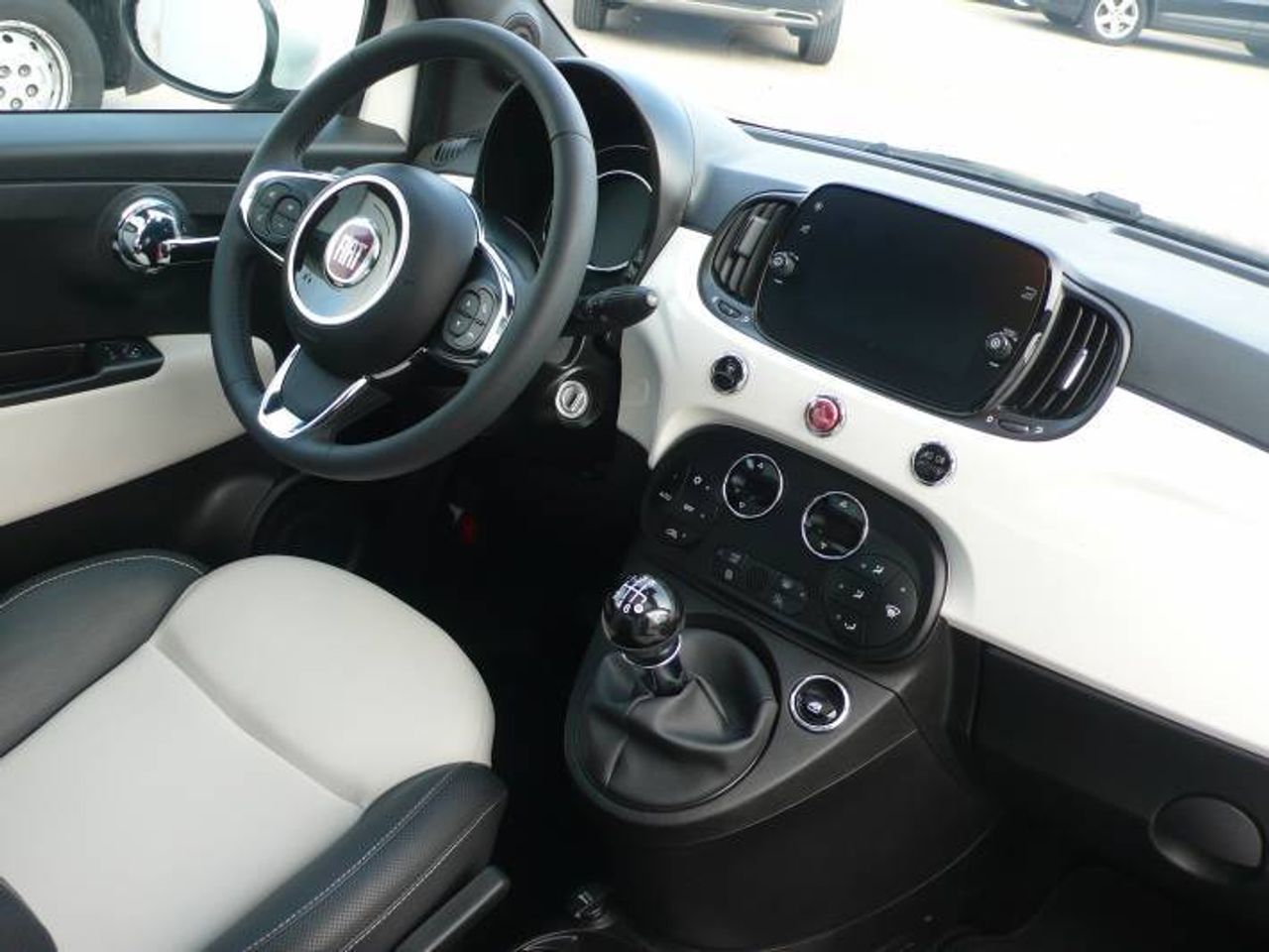 Fiat 500 Dolcevita 1.0 Hybrid 51KW (70 CV) 3 Puerta  - Foto 19
