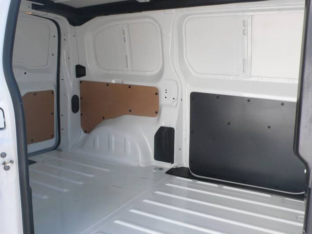 Opel Vivaro Furgón 1.5 Diésel 74kW (100CV) M Std Express  - Foto 10