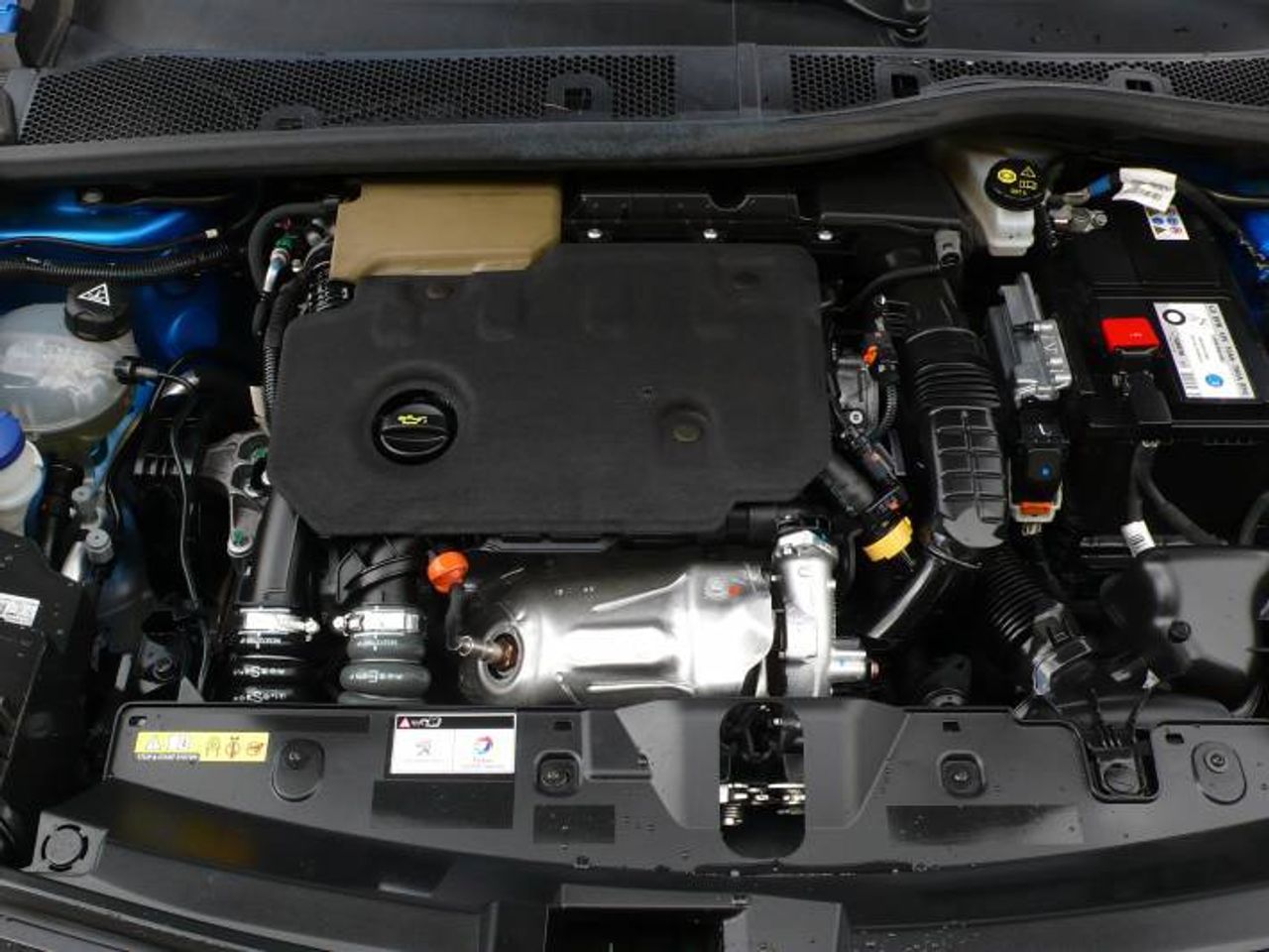 Peugeot 2008 GT 1.5 BLUEHDI 130CV EAT8  - Foto 32