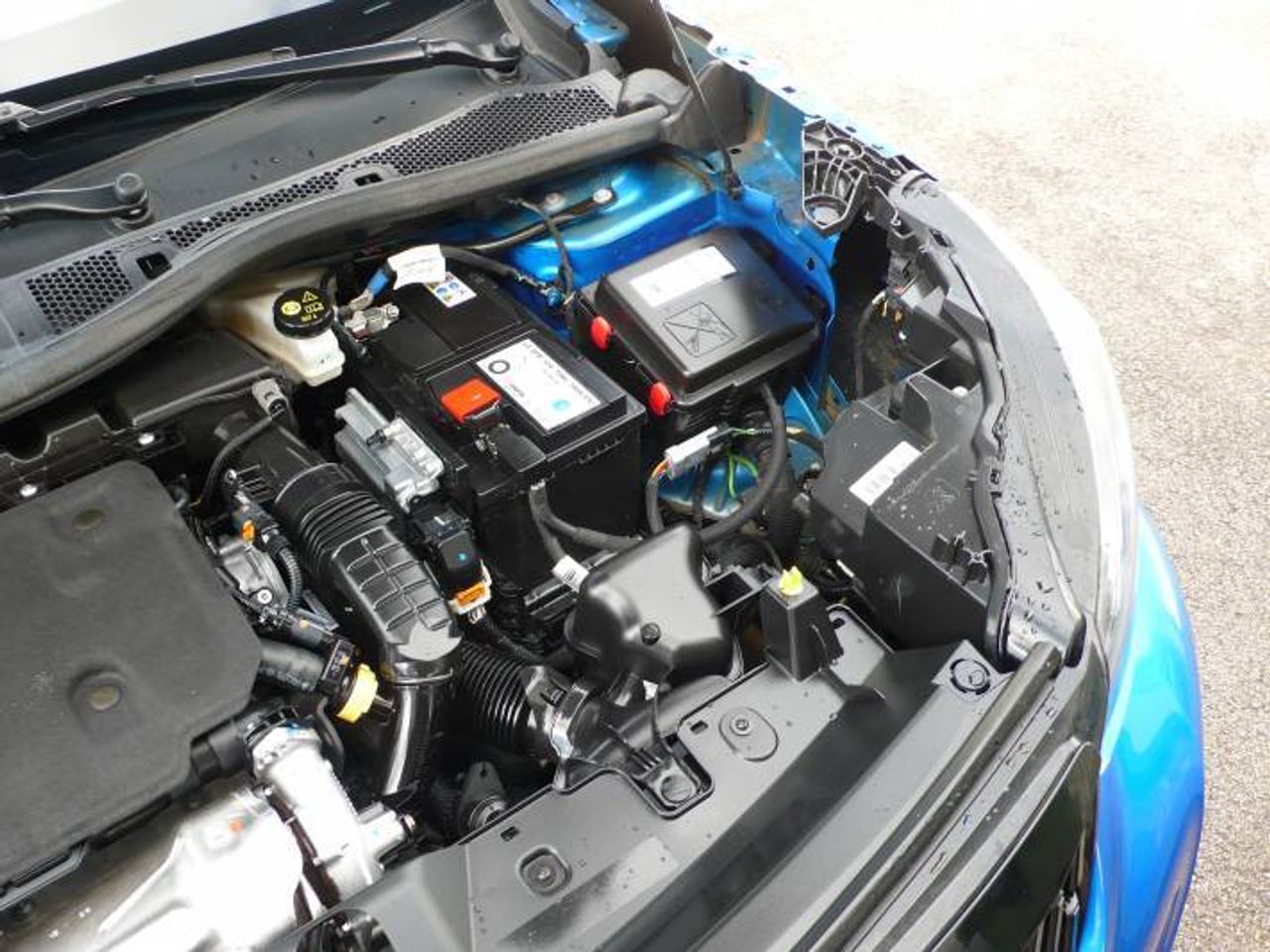 Peugeot 2008 GT 1.5 BLUEHDI 130CV EAT8  - Foto 34