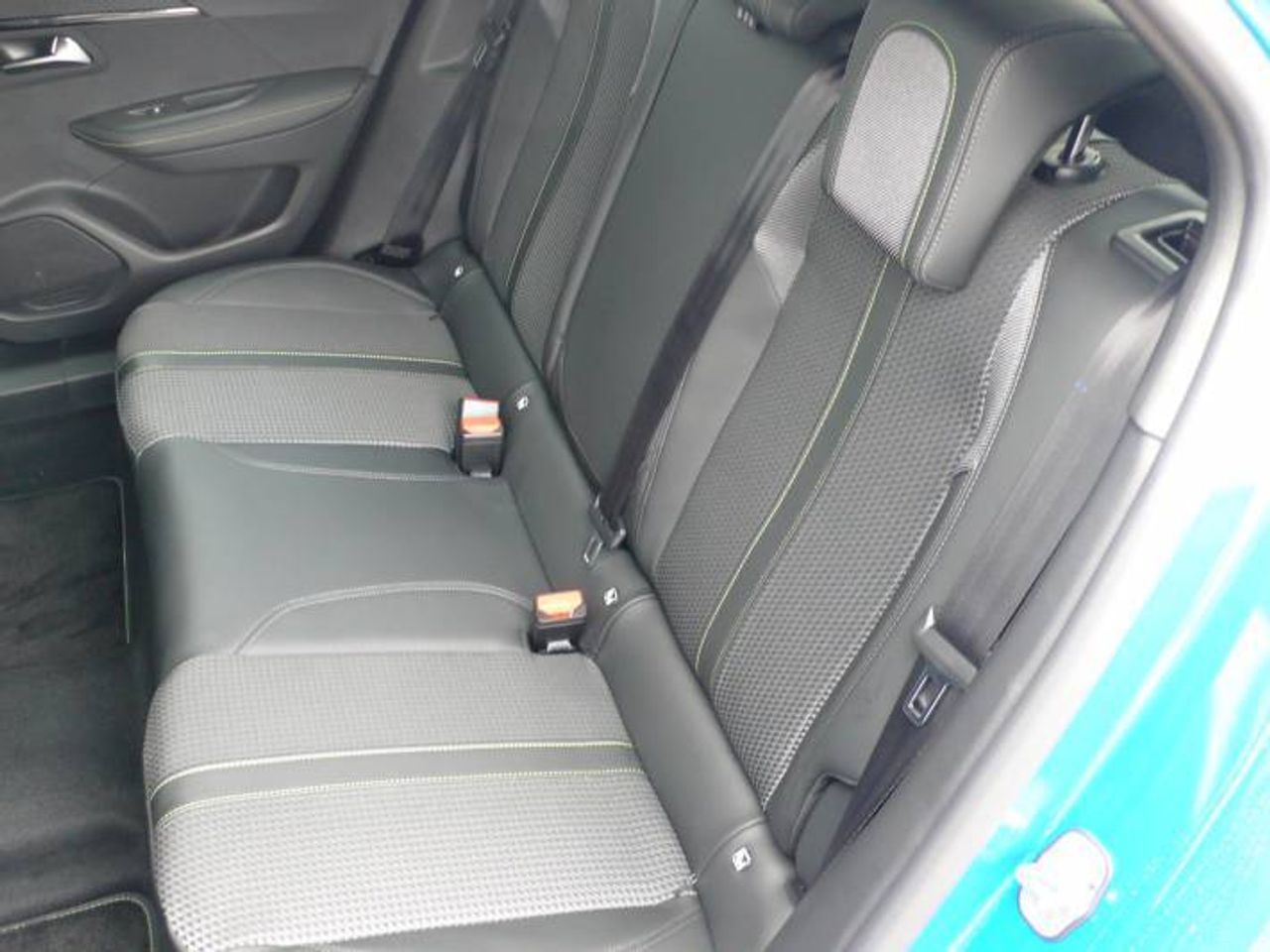 Peugeot 2008 GT 1.5 BLUEHDI 130CV EAT8  - Foto 15