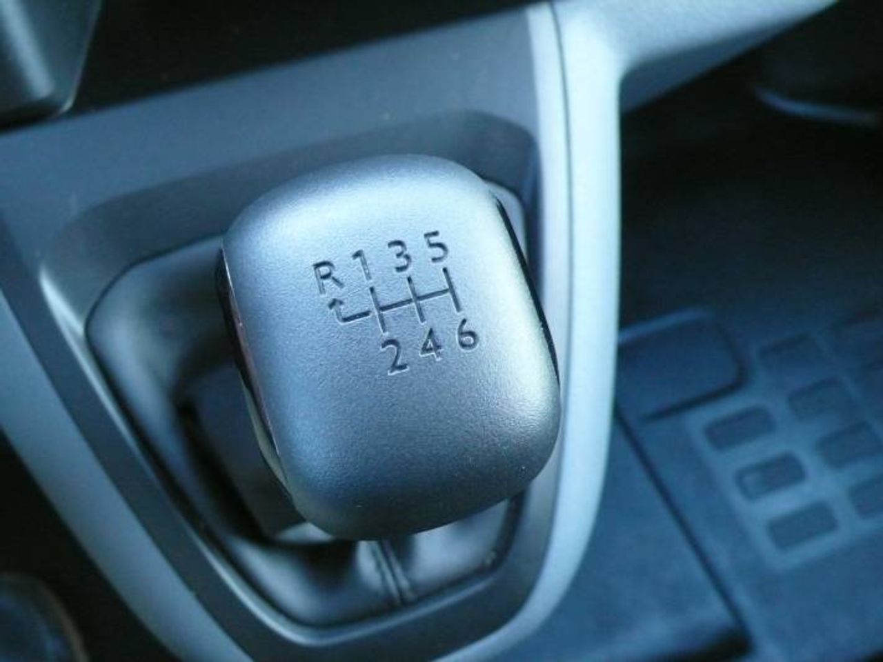 Fiat Scudo Furgón L1 100cv MT6 Business 4 Puertas  - Foto 15