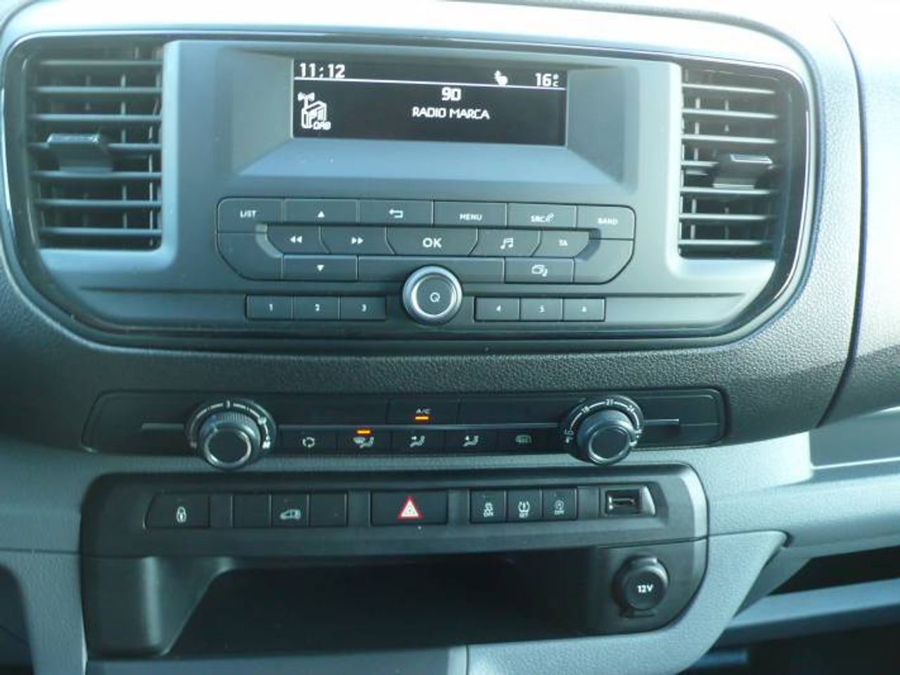 Fiat Scudo Furgón L1 100cv MT6 Business 4 Puertas  - Foto 14