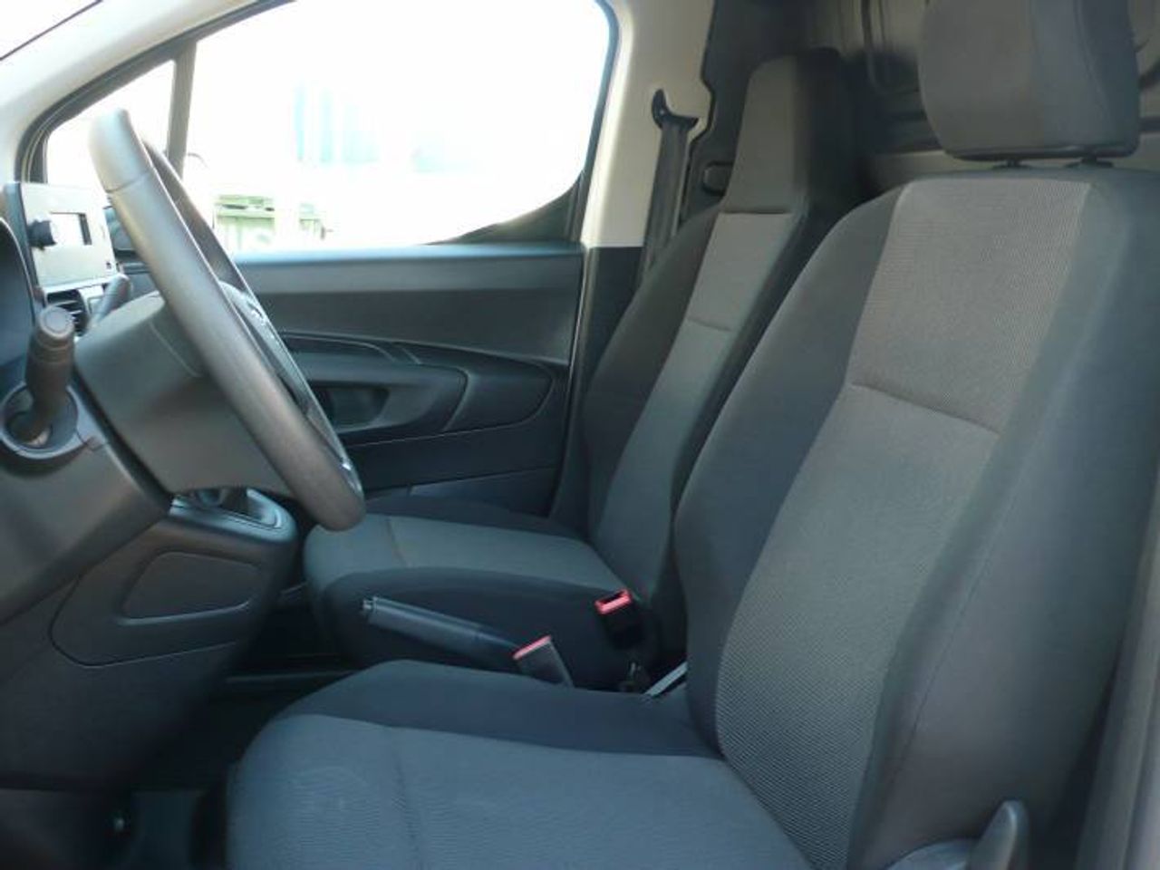 Opel Combo Cargo 1.5 TD 75kW (100CV) Express L H1 650kg  - Foto 11