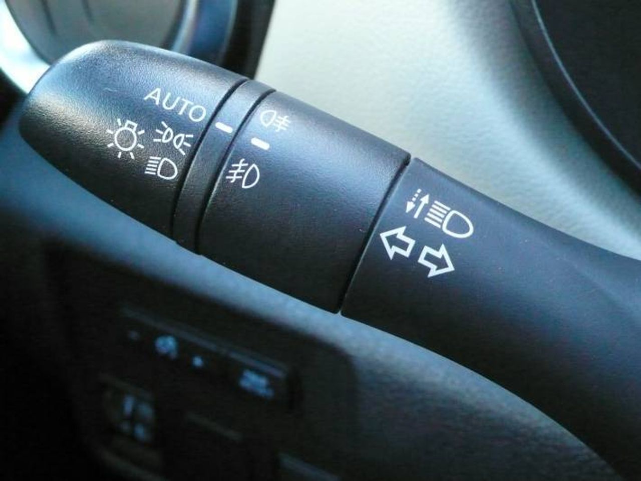 Nissan Micra IG-T 74 kW (100 CV) E6D Acenta 5 P  - Foto 27