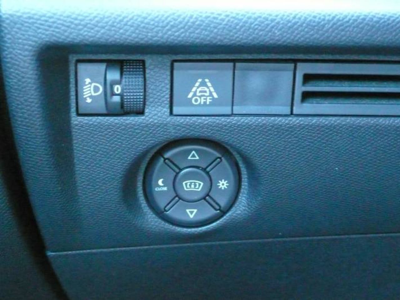 Citroën C4 BlueHdi 110 S&S Feel Pack 5 Puertas  - Foto 33