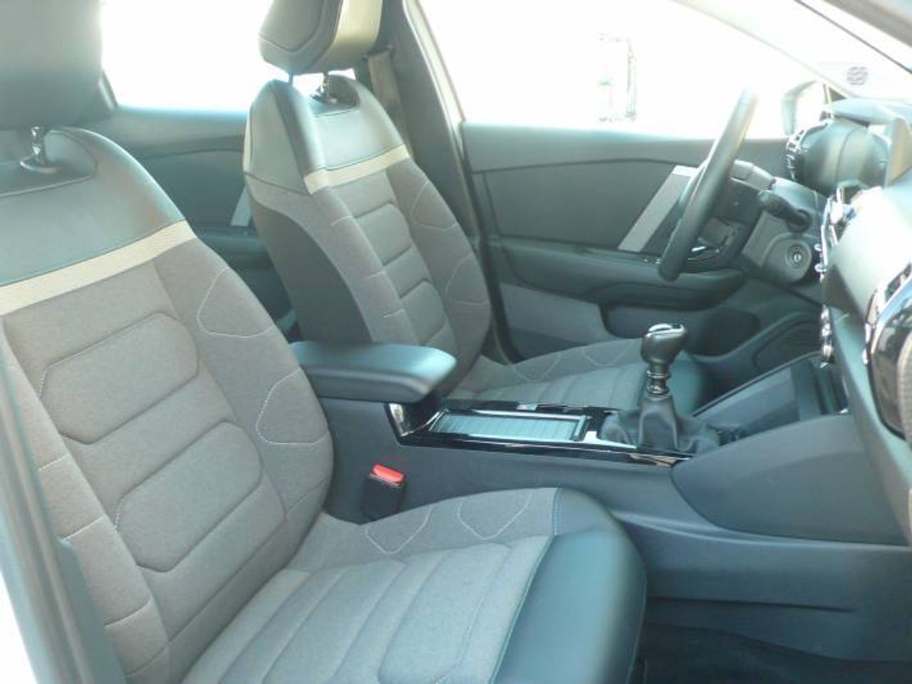 Citroën C4 BlueHdi 110 S&S Feel Pack 5 Puertas  - Foto 15