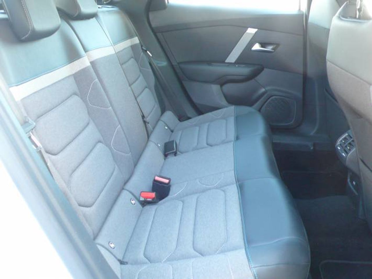 Citroën C4 BlueHdi 110 S&S Feel Pack 5 Puertas  - Foto 14